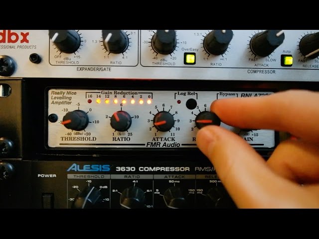 FMR RNLA 7239 Review: Drums, Bass, Guitar & Vocal - YouTube