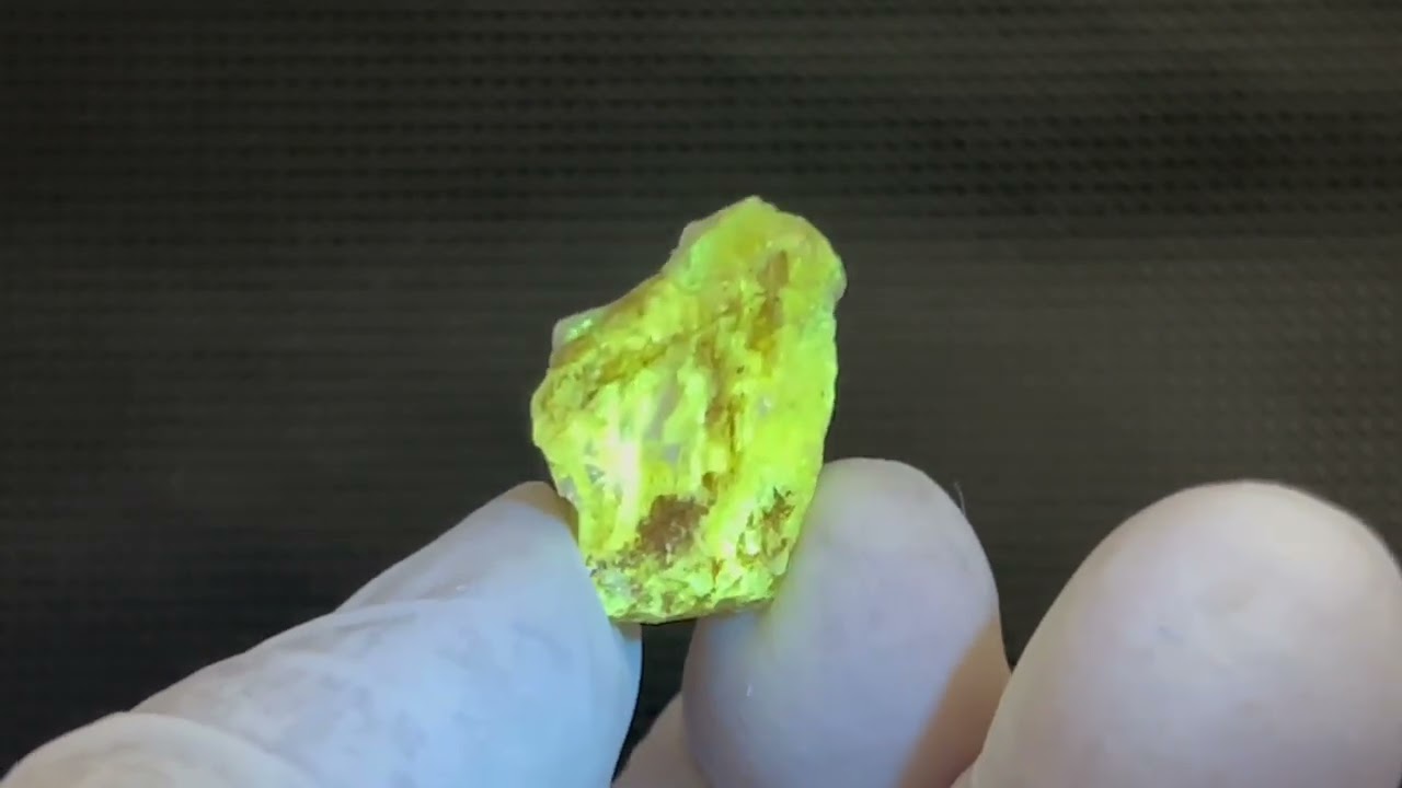 北海道石 然別オパール 蛍光オパール133g 北海道石 然別オパール 蛍光