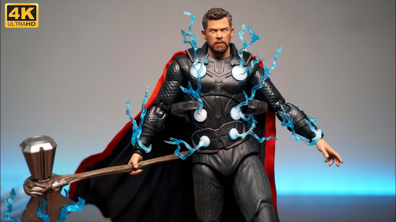 Unboxing: MAFEX No.104 Thor from Avengers Infinity War - YouTube