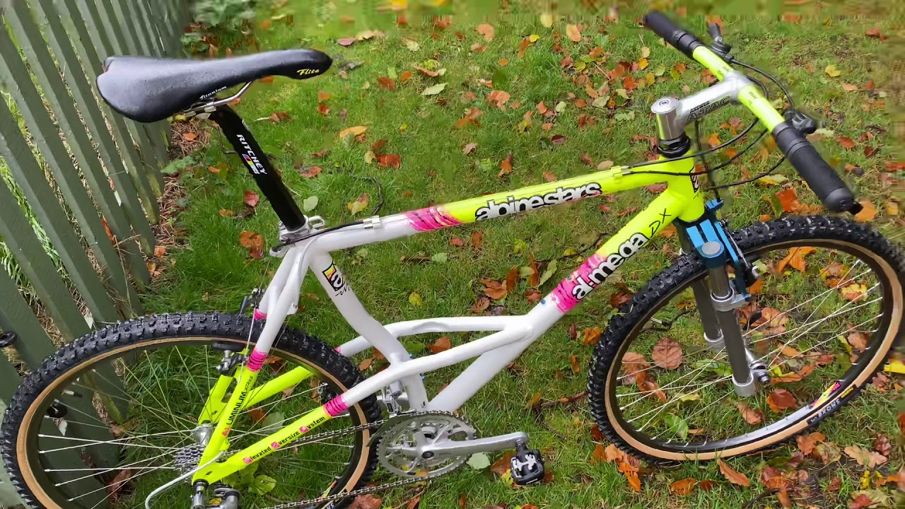 Lockdown Build #003 - 1991 Alpinestars Al-Mega DX - YouTube