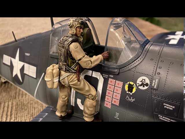 1:18 F6F HELLCAT- (Elite Force) UNBOXING - YouTube