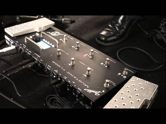 Fender Mustang Floor マルチエフェクター Fender初のペダルマルチ