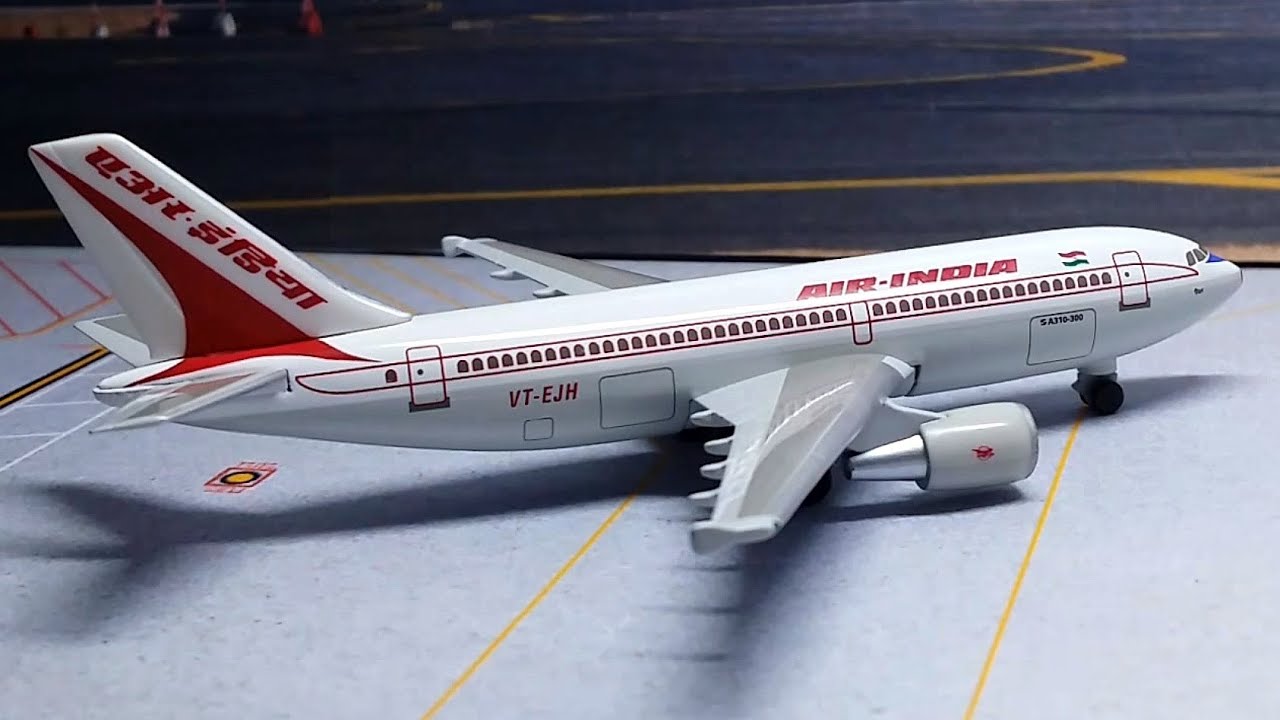 Reviewing the 1/500 Airbus A310-300 (Air India) by Herpa 501125