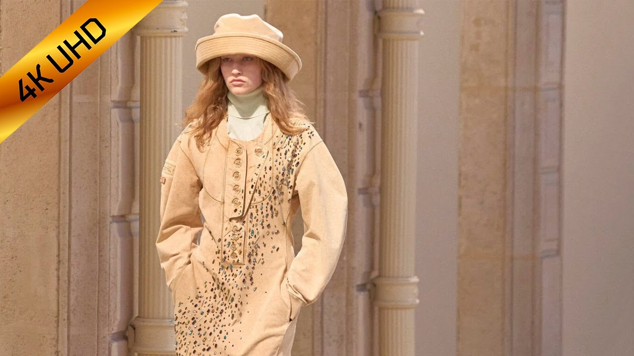 Louis Vuitton | Fall Winter 2025/2026 | Paris Fashion Week - YouTube