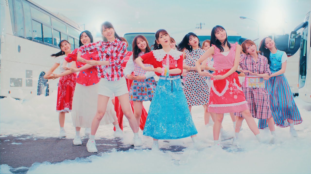 乃木坂46・4期生が泡まみれに、筒井あやめ初センター曲MV（動画あり