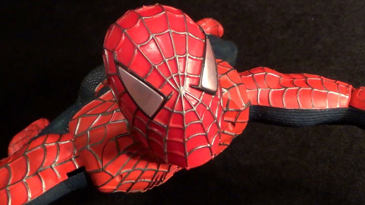 面白グッズ】リアルに床を這う！ スパイダーマン トイビズ 人形 電動