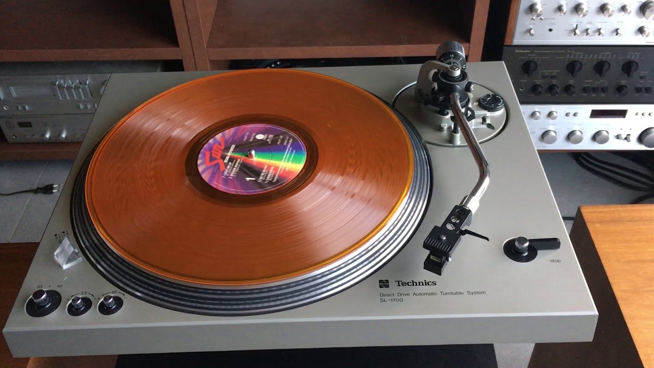 Technics SL1700 - YouTube