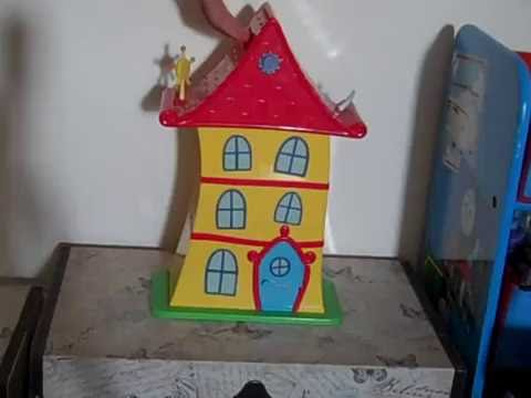 Golden Bear Henry Hugglemonster Huggle House Playset - YouTube
