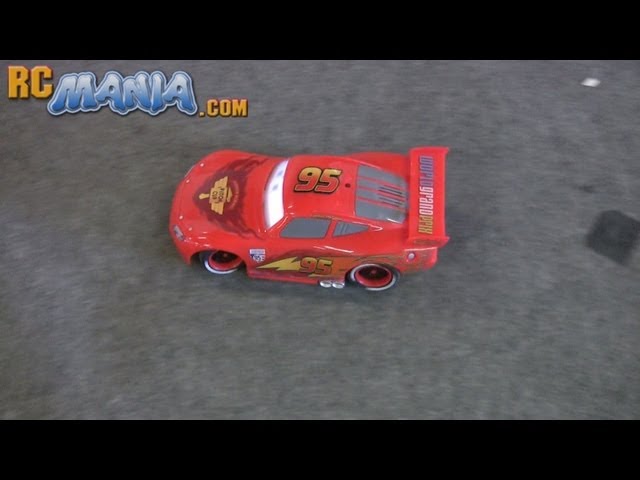 Air Hogs The Real Lightning McQueen RC tested - YouTube
