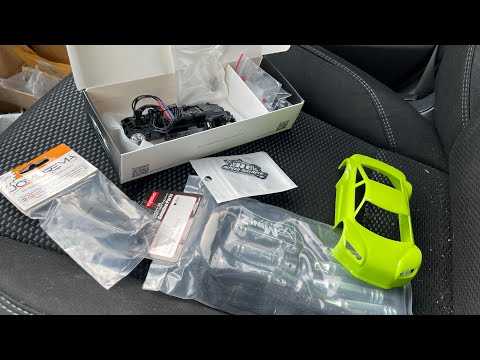 Mail Drop!!! Unboxing my new Mini Z MR-04 EVO2 5600kv car!! - YouTube