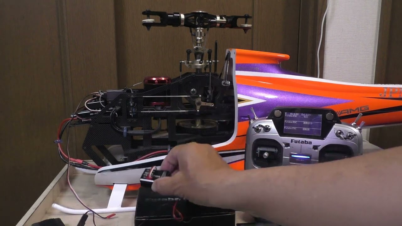 Futaba CGY770R 簡単セットアップと新機能 & ツボ - YouTube