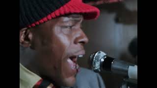 今は亡き伝説のブルースミュージシャンBBキングの自筆サイン色紙 今は