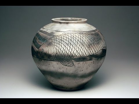 叩き唐津墨雲掻落し魚文壺（十四代 中里太郎右衛門オンライン展