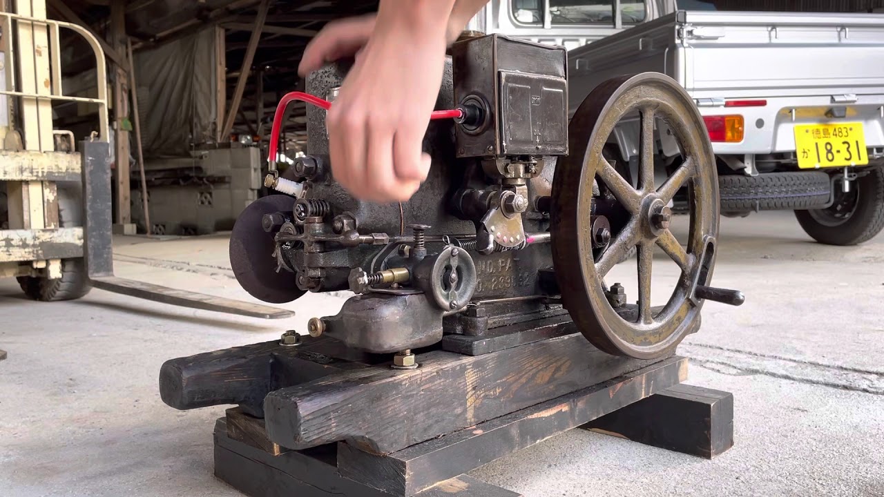 タコマ石油発動機を回してみた - YouTube