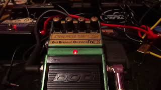 FX100 Intergrated Tube Even Harmonic Overdrive on bass - YouTube