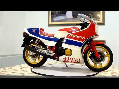 オートアート1/6 HONNDA CB1100R ホンダCB1100R AutoArt CB1100RD 1