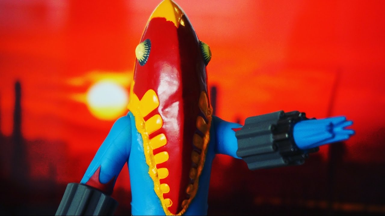 夕日が目にしみるぜ‼︎ メトロン星人 ラウンドランチャー ソフビ