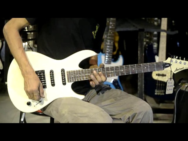 ARIA PRO IIVanguard VA 353 - YouTube