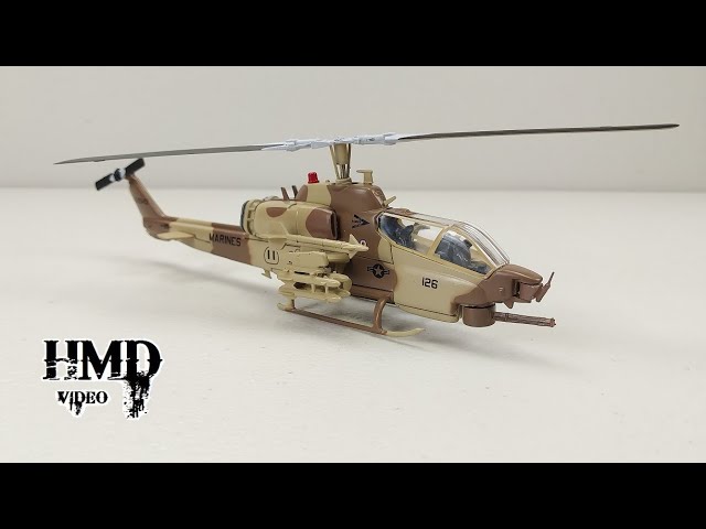 希少】AH-1W 1:18 SUPER COBRA センチュリートイズ 希少】AH-1W 1:18