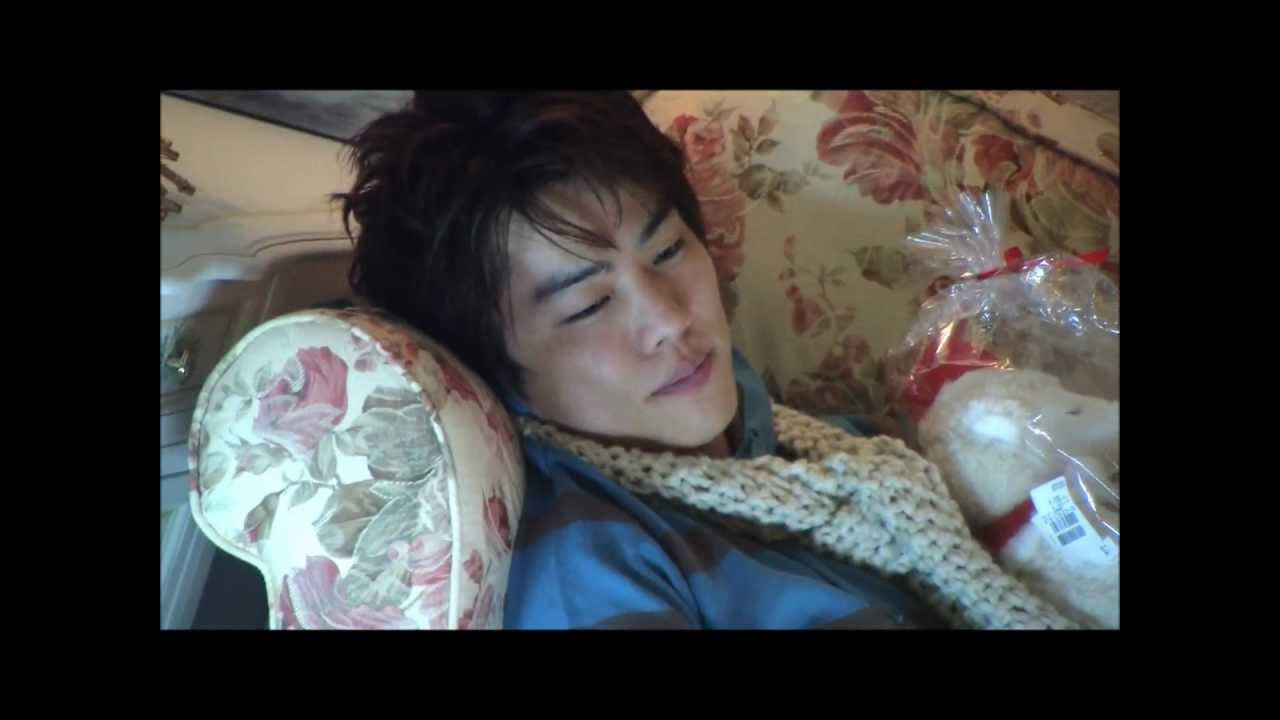 ラブボディオリジナル鈴木一徹カレンダー2012 撮影風景 - YouTube