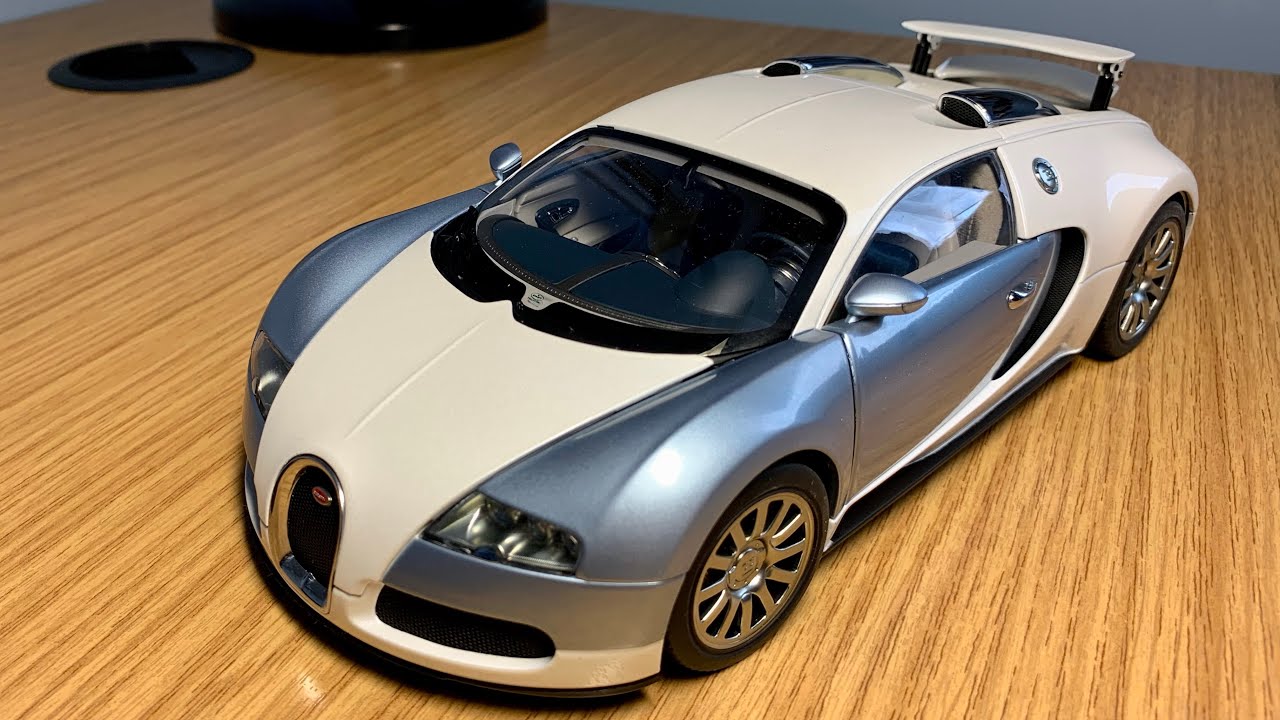 AUTOart Signature | Bugatti Veyron 16.4 1/18 | In Depth Review