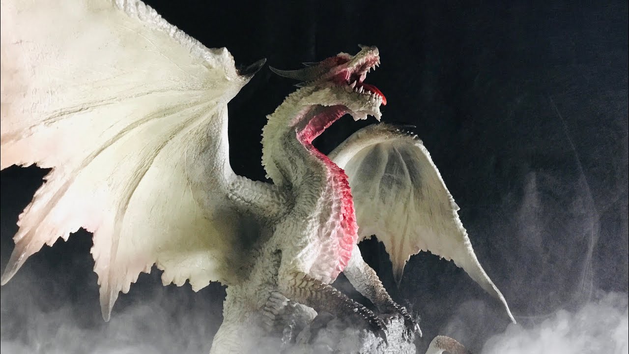 モンスターハンター」シリーズ15周年を記念したグッズが販売。“黒龍