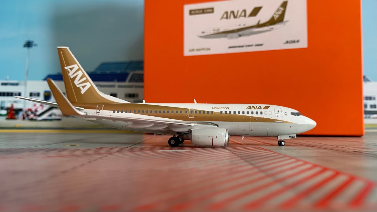 全日空商事ANA 737-700ER スケール1:200 1/200 全日空商事 ANA B737
