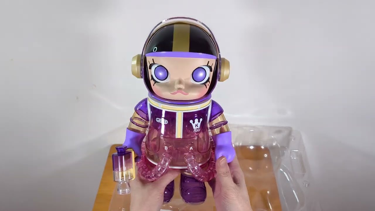 Unboxing Pop Mart 400% Mega Space Molly Soft Drinks version! (泡泡