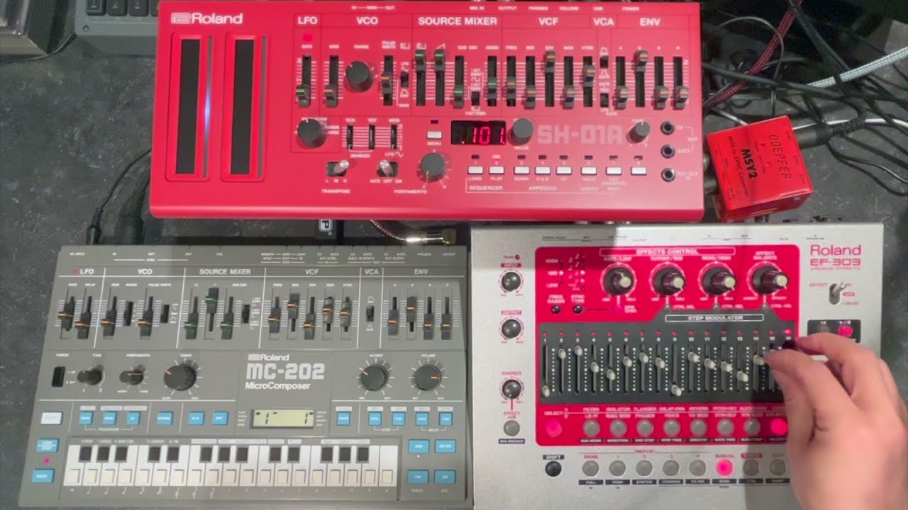 Roland SH-01A + MC-202 + EF-303 - YouTube