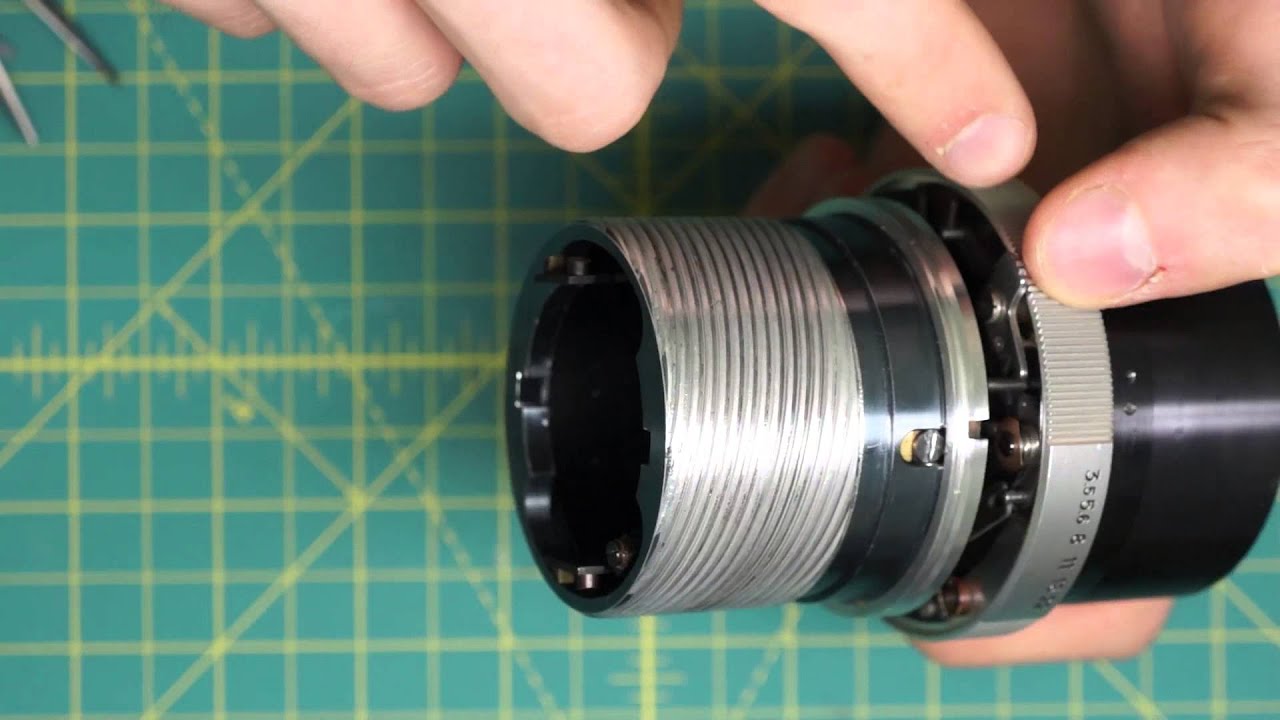 Minolta MC Tele Rokkor-QF 200mm f3.5 (MC I) Lens Disassembly - YouTube