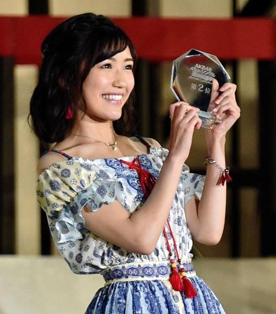 渡辺麻友 AKB48 選抜総選挙 トロフィー 生写真 まゆゆ まゆゆ2位 女王