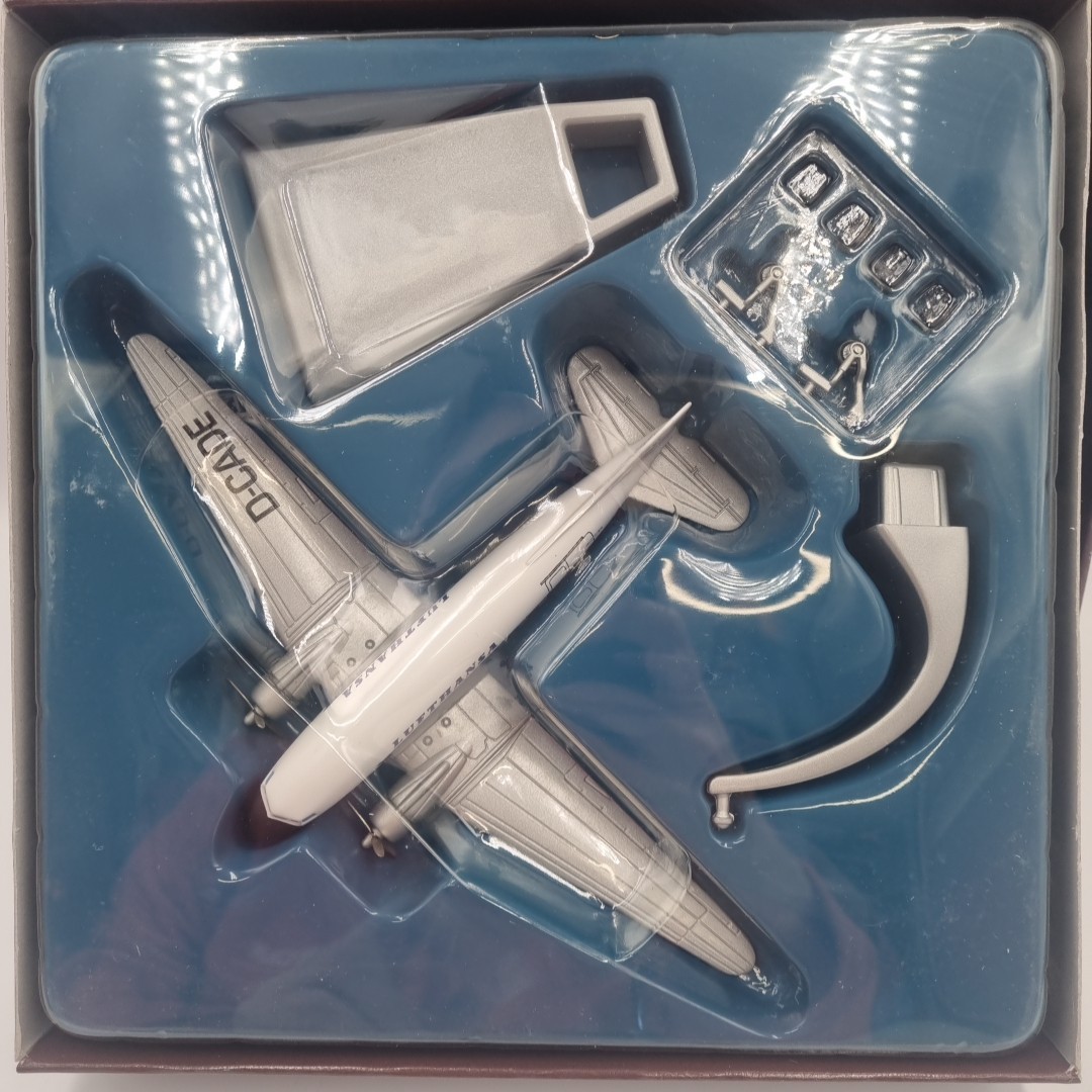 CORGI 1/144 Lufthansa Douglas DC3 【公式通販】