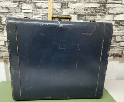 Vintage White Star Suitcase Luggage Medium Size 20