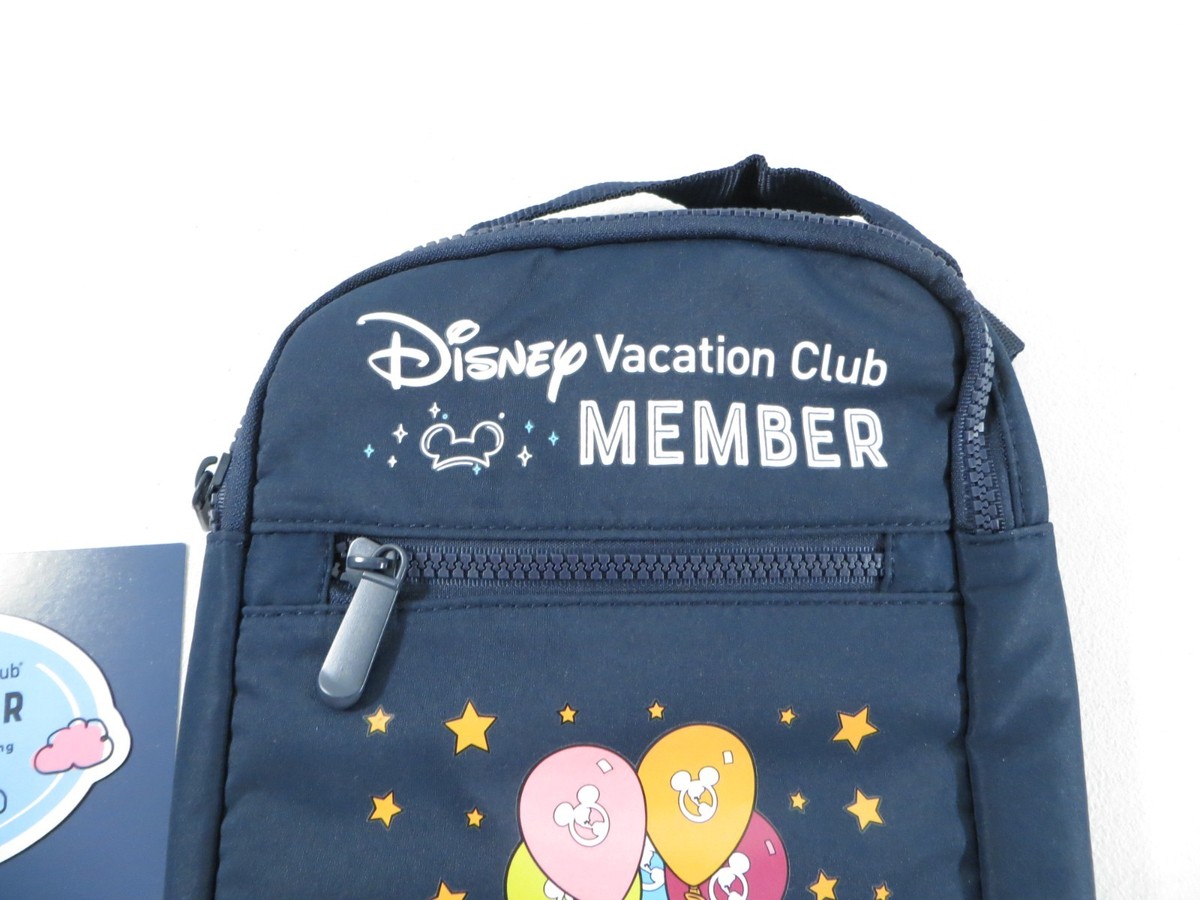 Disney Vacation Club DVC Member Crossbody Bag 2025 Navy Blue W