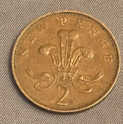 RARE-1971 NEW PENCE 2p British Coin Queen Elizabeth II DG REG FD