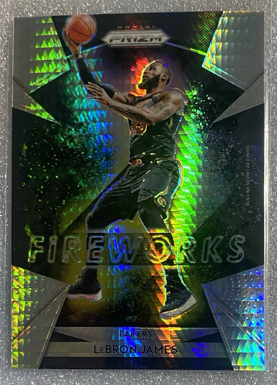 LeBron James 2019 Prizm #2 Fireworks - Hyper Price Guide - Sports