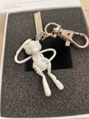 ポケモン ダニエルアーシャム 2G Tokyo ミュウ キーホルダー Daniel