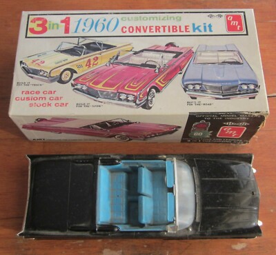 AMT 1960 Lincoln Continental Convertible Kit Annual 3-in-1 Built