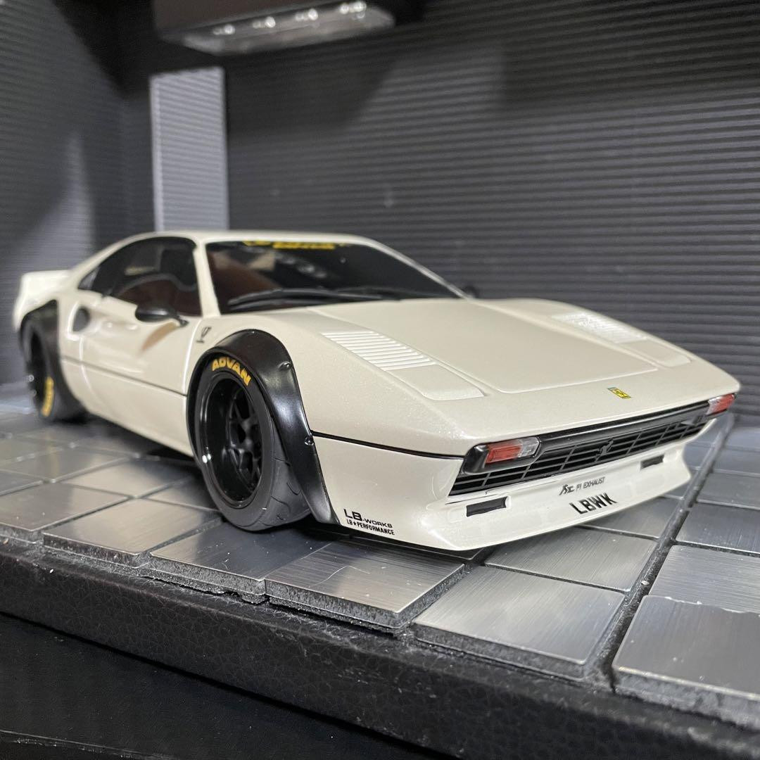 Ferrari 308 1/18スケール ミニカー 【公式通販】