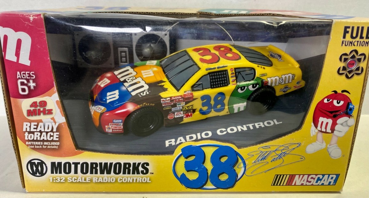 ミニカー 2006 Elliott Sadler 38 M & MS 1/24 2006 Elliott Sadler 38