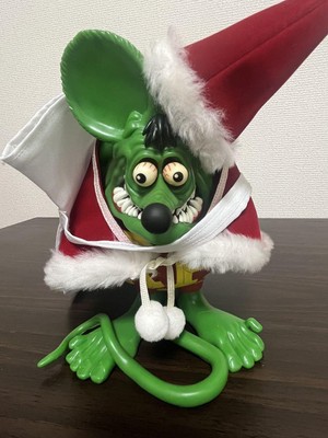 Rat Fink Doll サンタコスチューム付き Rat Fink Doll with Santa