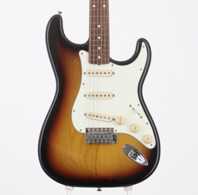 ギター Fender Japan ST62 3TS T061555 ギター Fender Japan ST62 3TS