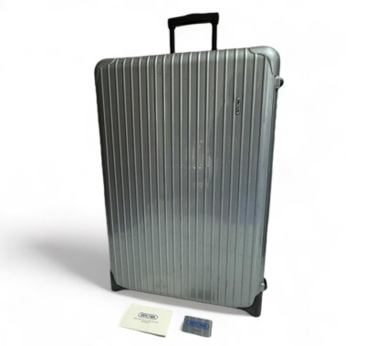 リモワRIMOWA SALSA 104L TSAロック 4輪