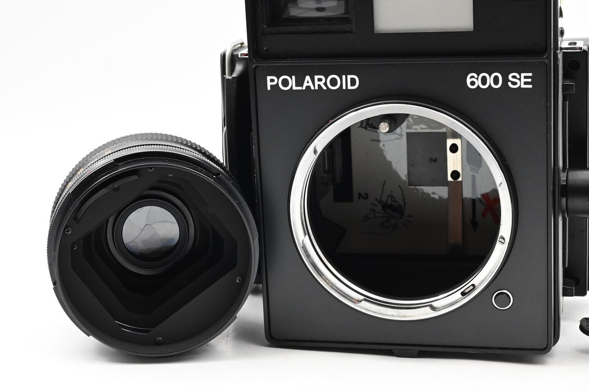 Polaroid 600SE Medium Format Camera w/127mm f4.7 Mamiya Lens 600