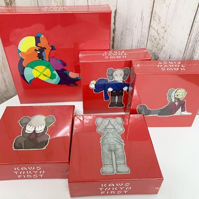 KAWS TOKYO FIRST PUZZLE パズル 4種セット KAWS TOKYO FIRST PUZZLE