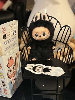 アルファベット PIN FOR LOVE LABUBU ラブブ R Labubu Pin For Love