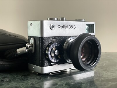 Rollei 35S - Vintage 35mm Film Camera - 40mm F/2.8 Lens - TESTED