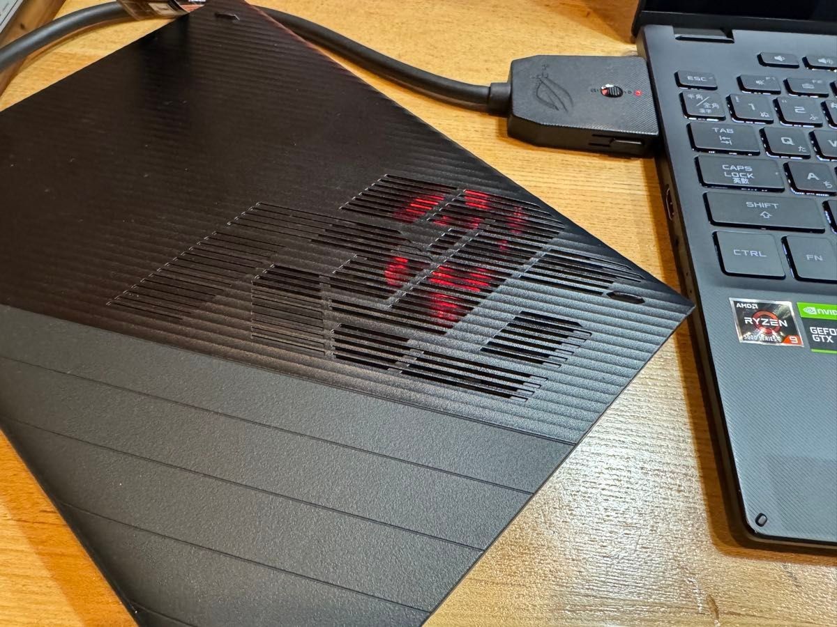 グラフィックボード・グラボ・ビデオカード ASUS ROG XG Mobile Radeon