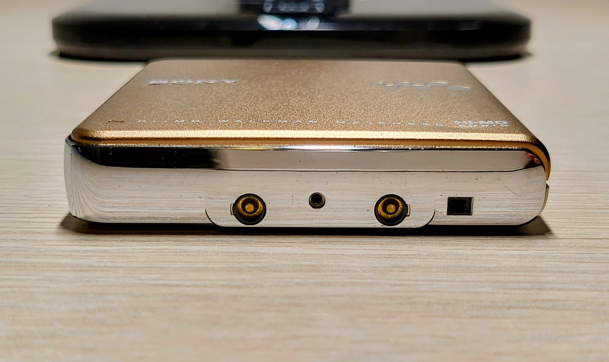 Sony MZ-EH930 Hi-MD MiniDisc Player | eBay