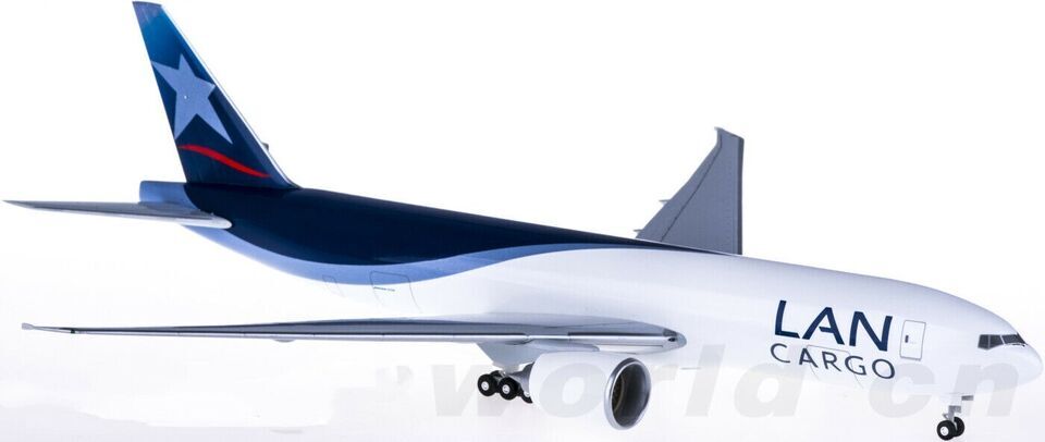1:200 32CM Hogan LAN CARGO BOEING 777F Airfreighter ABS Plastic